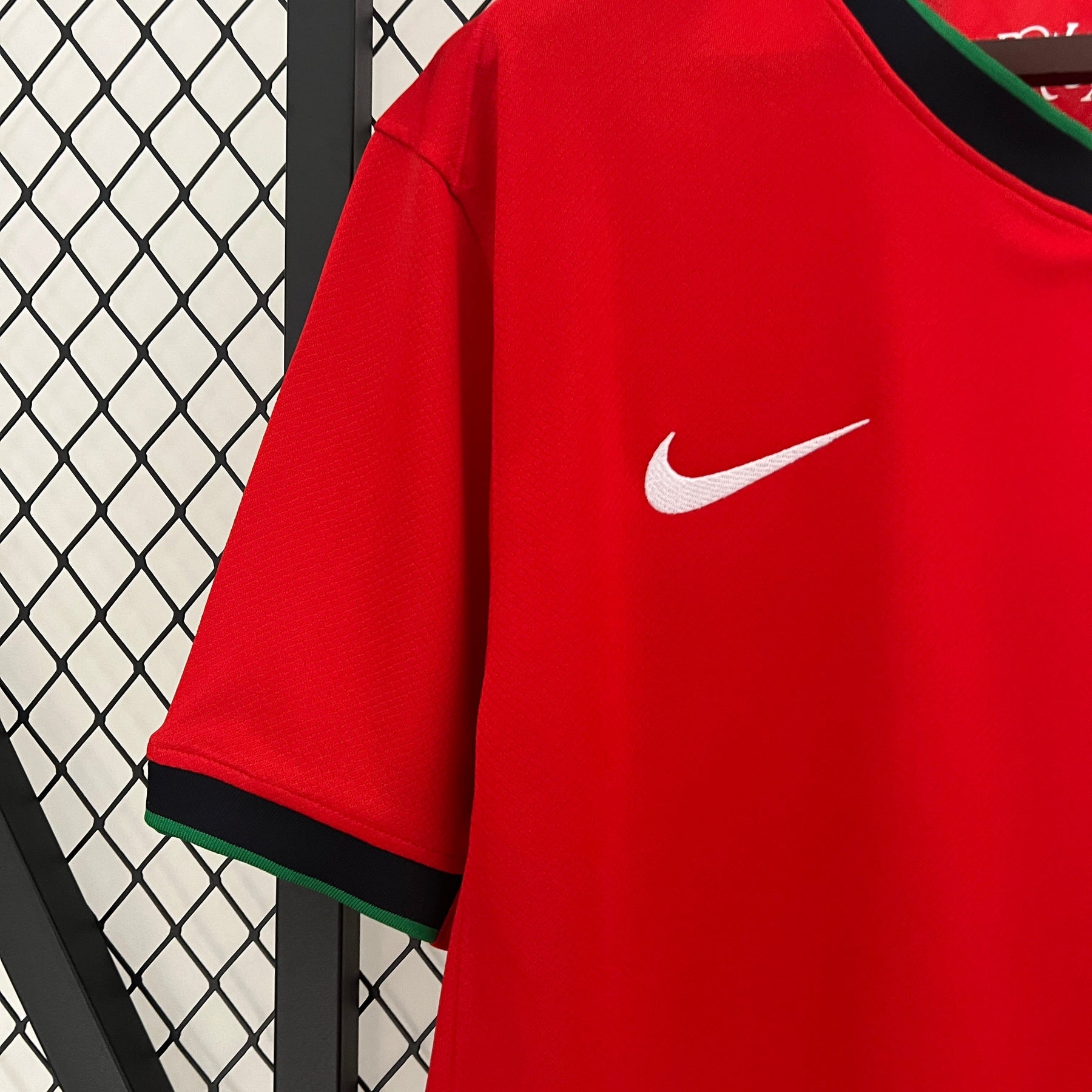 Camisa Seleção Portugal Home 2024/25 - Nike Torcedor Masculina - Vermelha