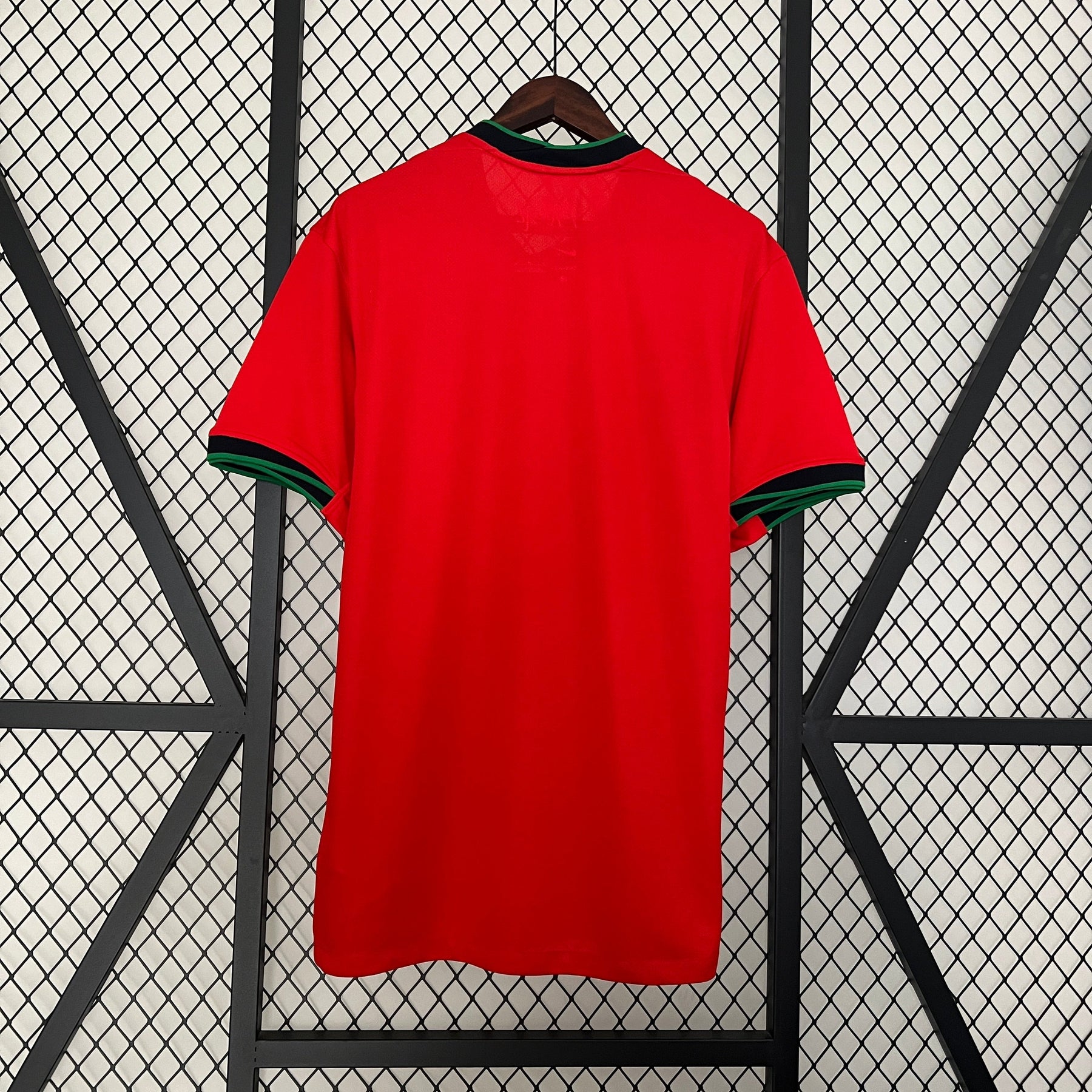 Camisa Seleção Portugal Home 2024/25 - Nike Torcedor Masculina - Vermelha