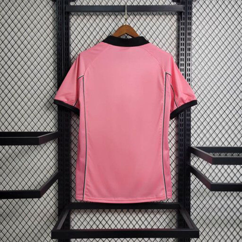 Camisa Juventus Away 1997/98 - Kappa Retrô Masculina - Rosa/Preta